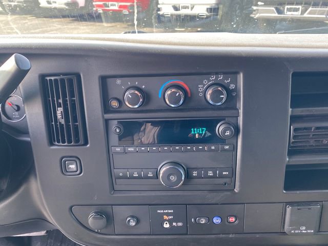 Used 2024 Chevrolet Express 2500 image 20