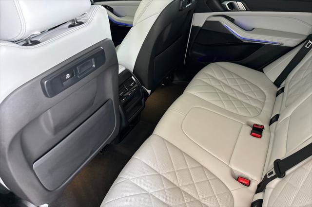 Used 2023 BMW X5 sDrive40i w/ M Sport Package image 11