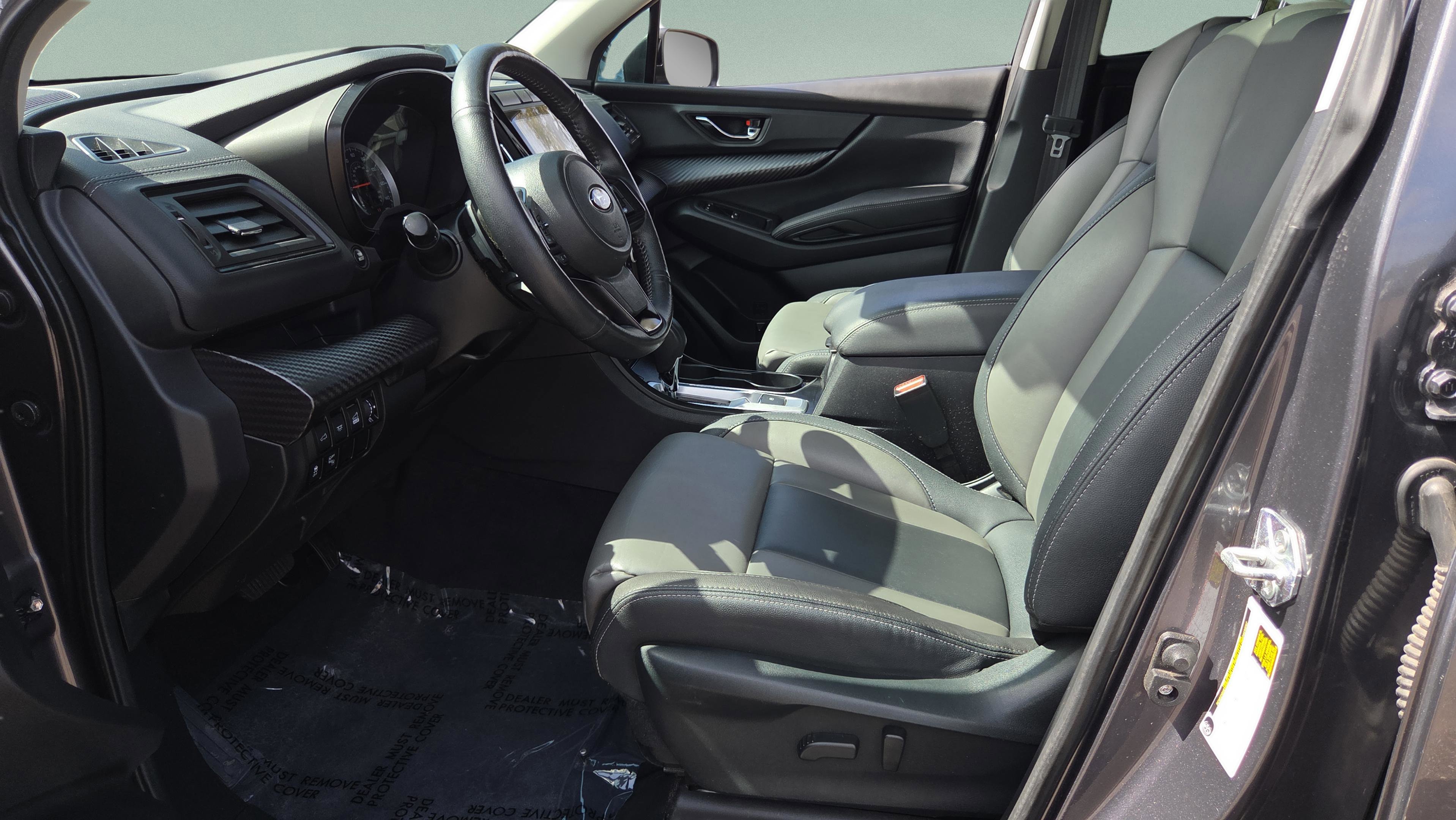 Used 2022 Subaru Ascent Onyx Edition image 12