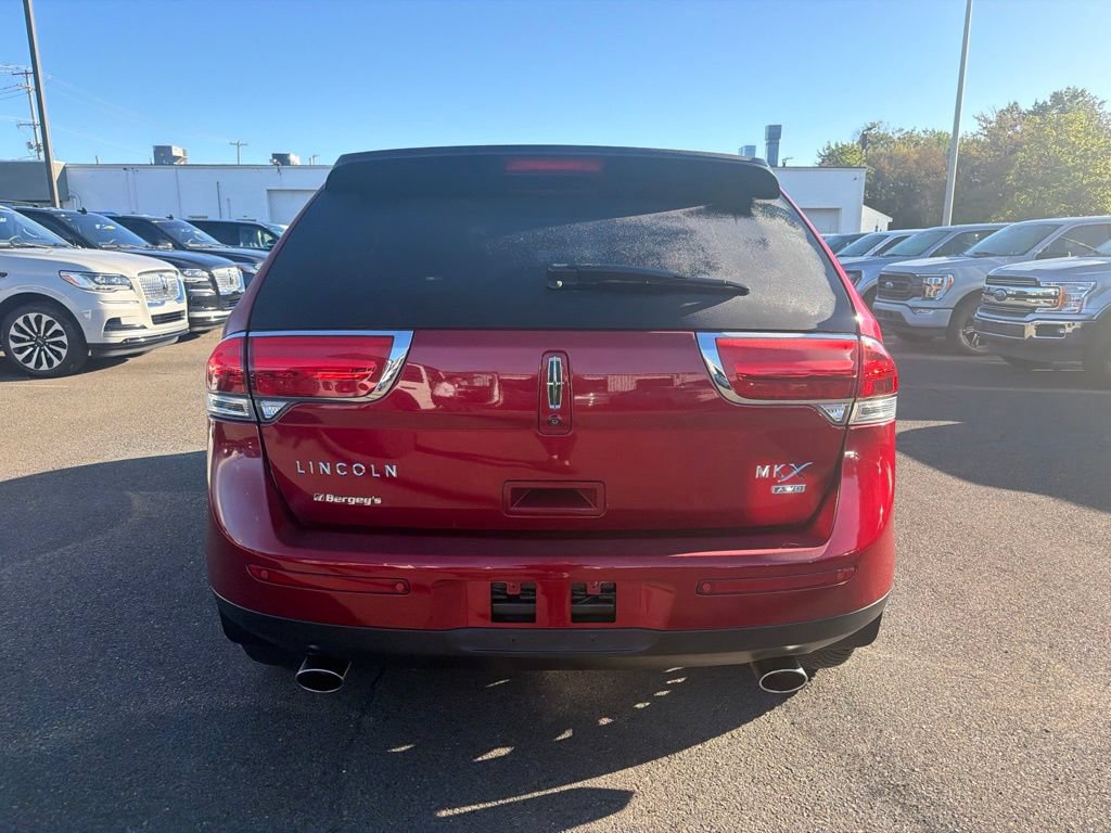 Used 2013 Lincoln MKX AWD image 5