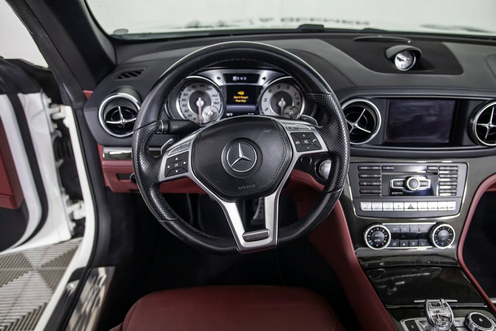 Used 2016 Mercedes-Benz SL 400 image 21