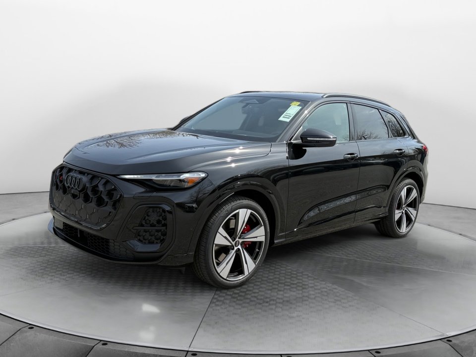 New 2026 Audi SQ5 Premium Plus image 3