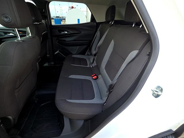Used 2023 Chevrolet TrailBlazer LT w/ Convenience Package AWD/4WD image 13