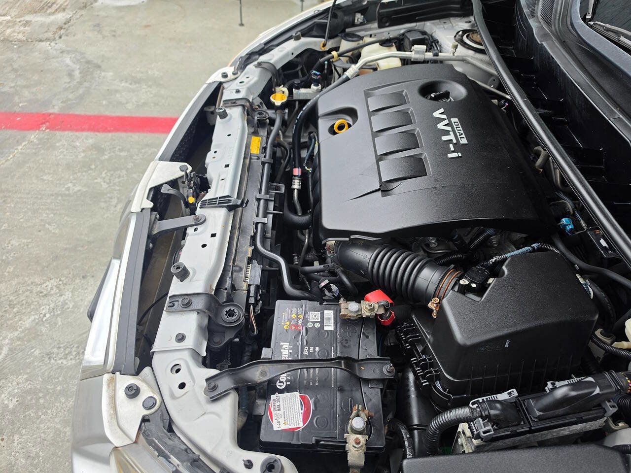 Used 2009 Pontiac Vibe w/ Preferred Package FWD image 53