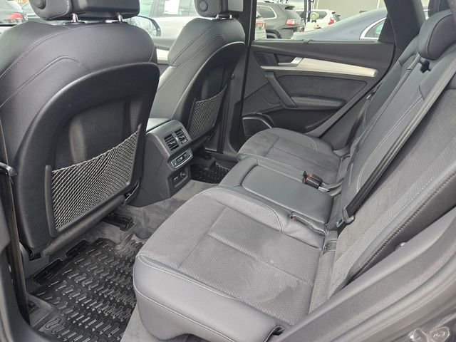 Used 2022 Audi Q5 e Prestige AWD/4WD image 37