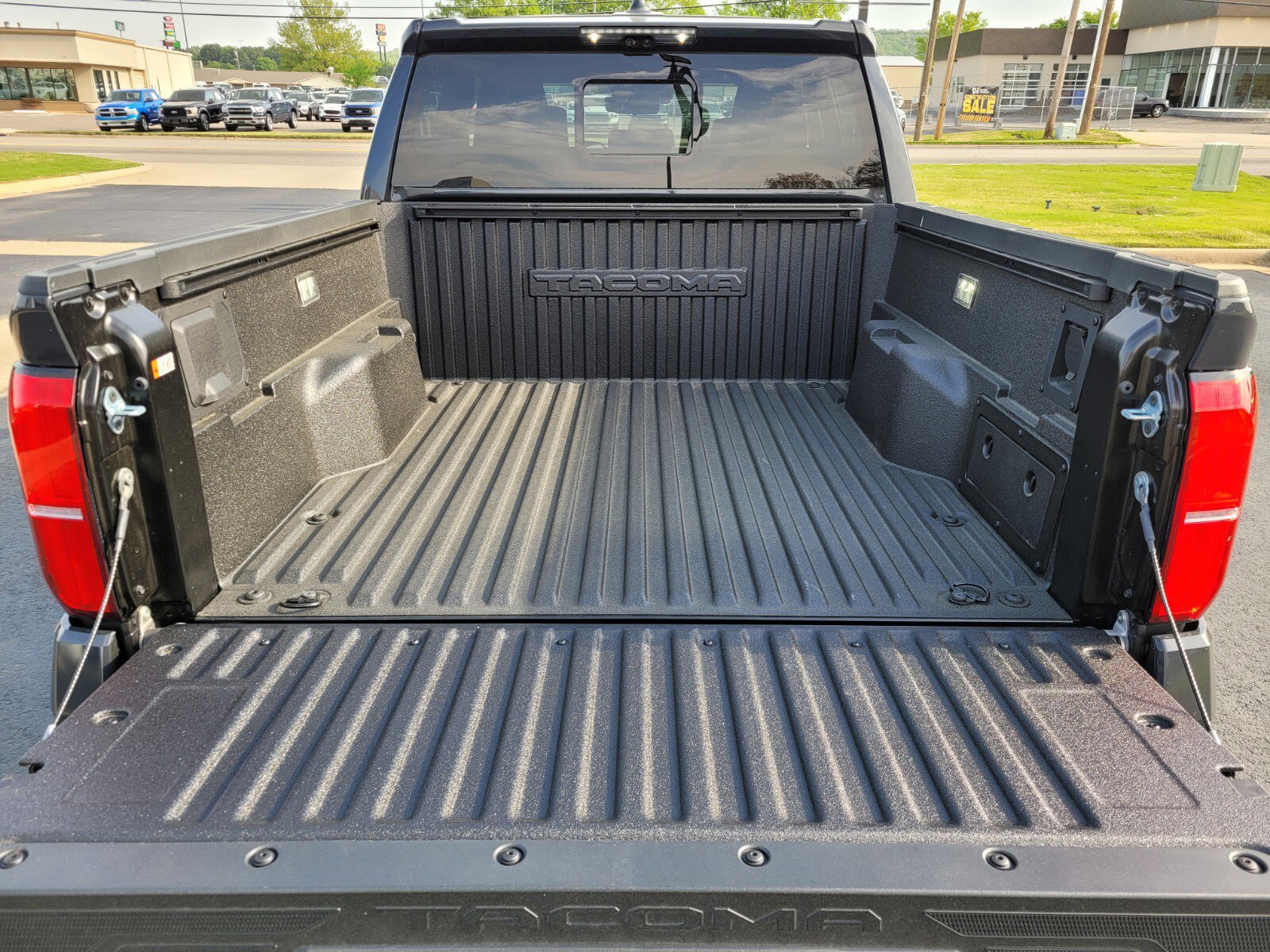 New 2025 Toyota Tacoma Limited image 7