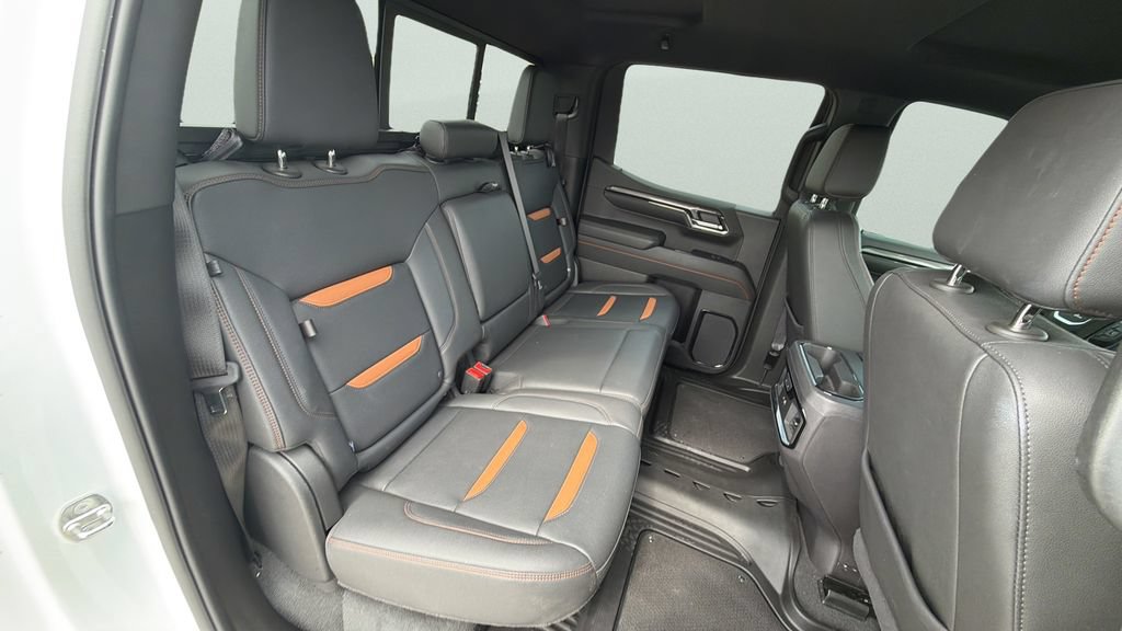 Used 2024 GMC Sierra 1500 AT4 w/ Technology Package AWD/4WD image 20