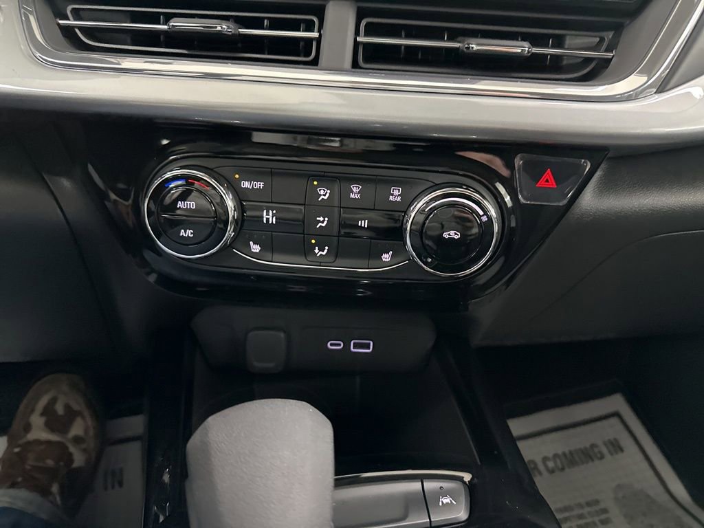 New 2026 Chevrolet Trax LT w/ Driver Confidence Package image 38