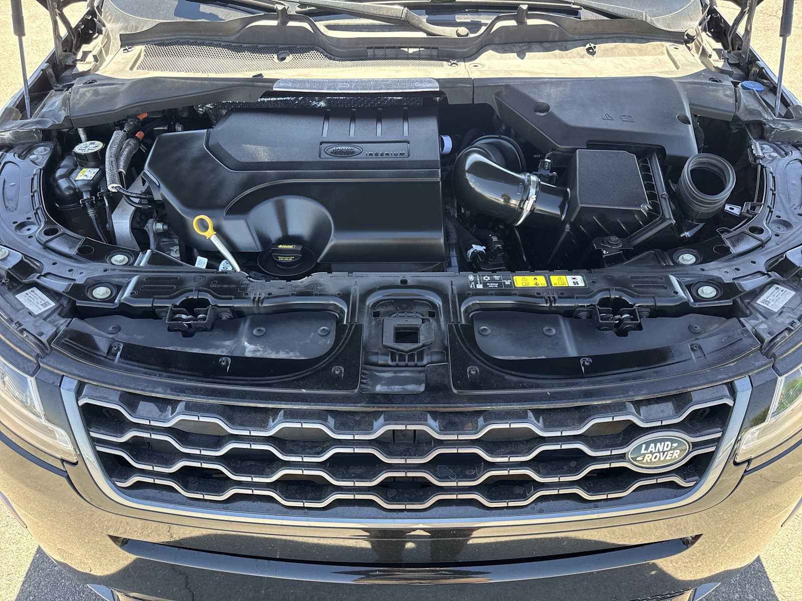 Used 2022 Land Rover Range Rover Evoque R-Dynamic S image 12