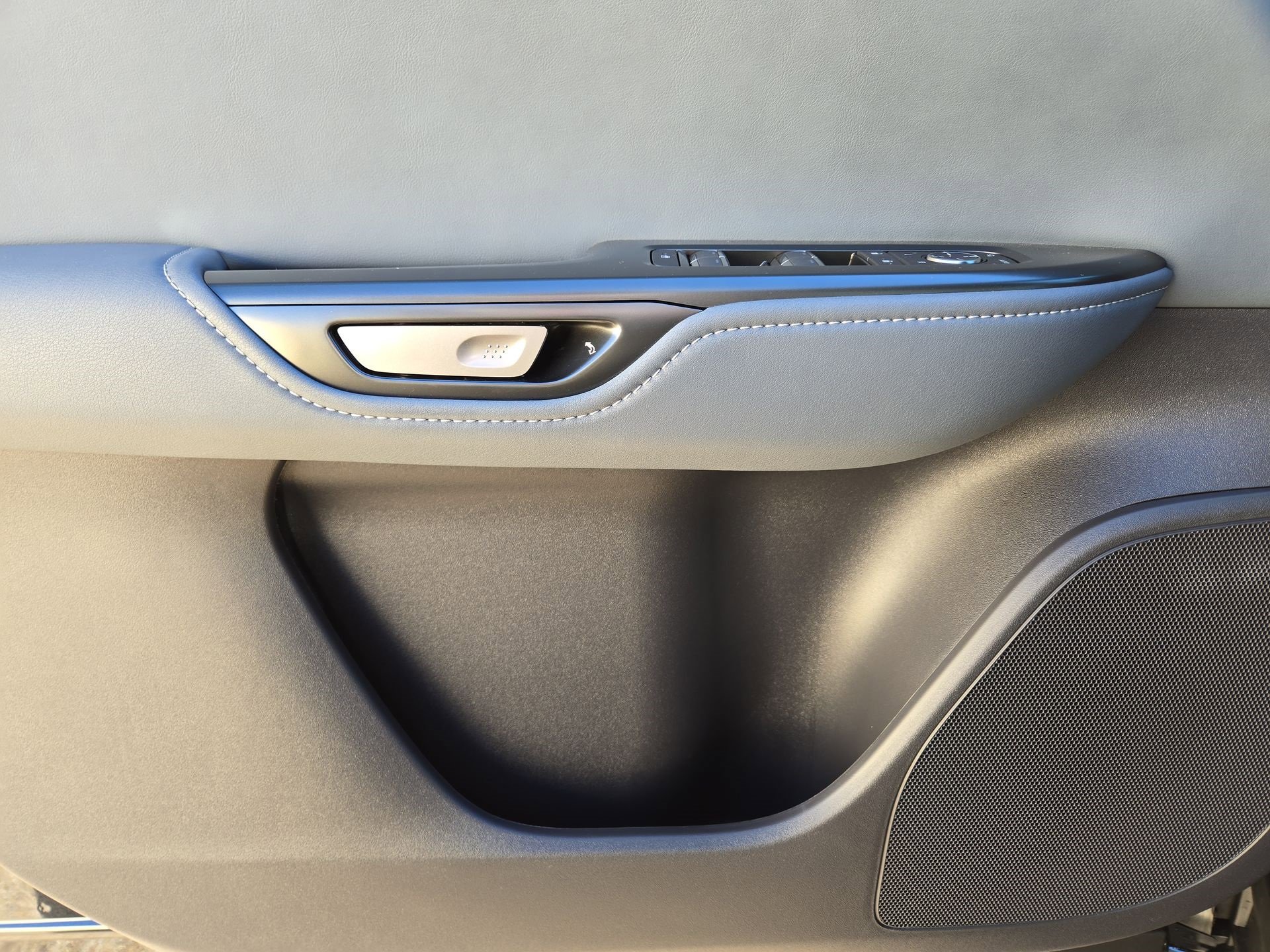 New 2026 Lexus RZ 350e 2WD image 15