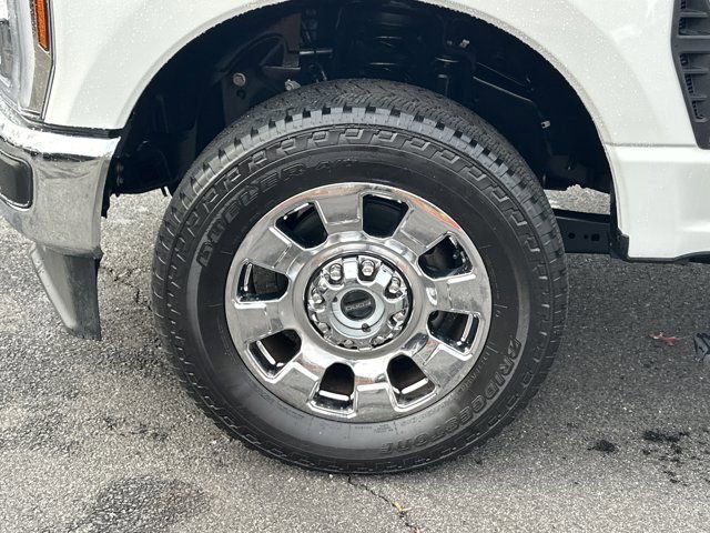 Used 2024 Ford F350 Lariat w/ Chrome Package image 13