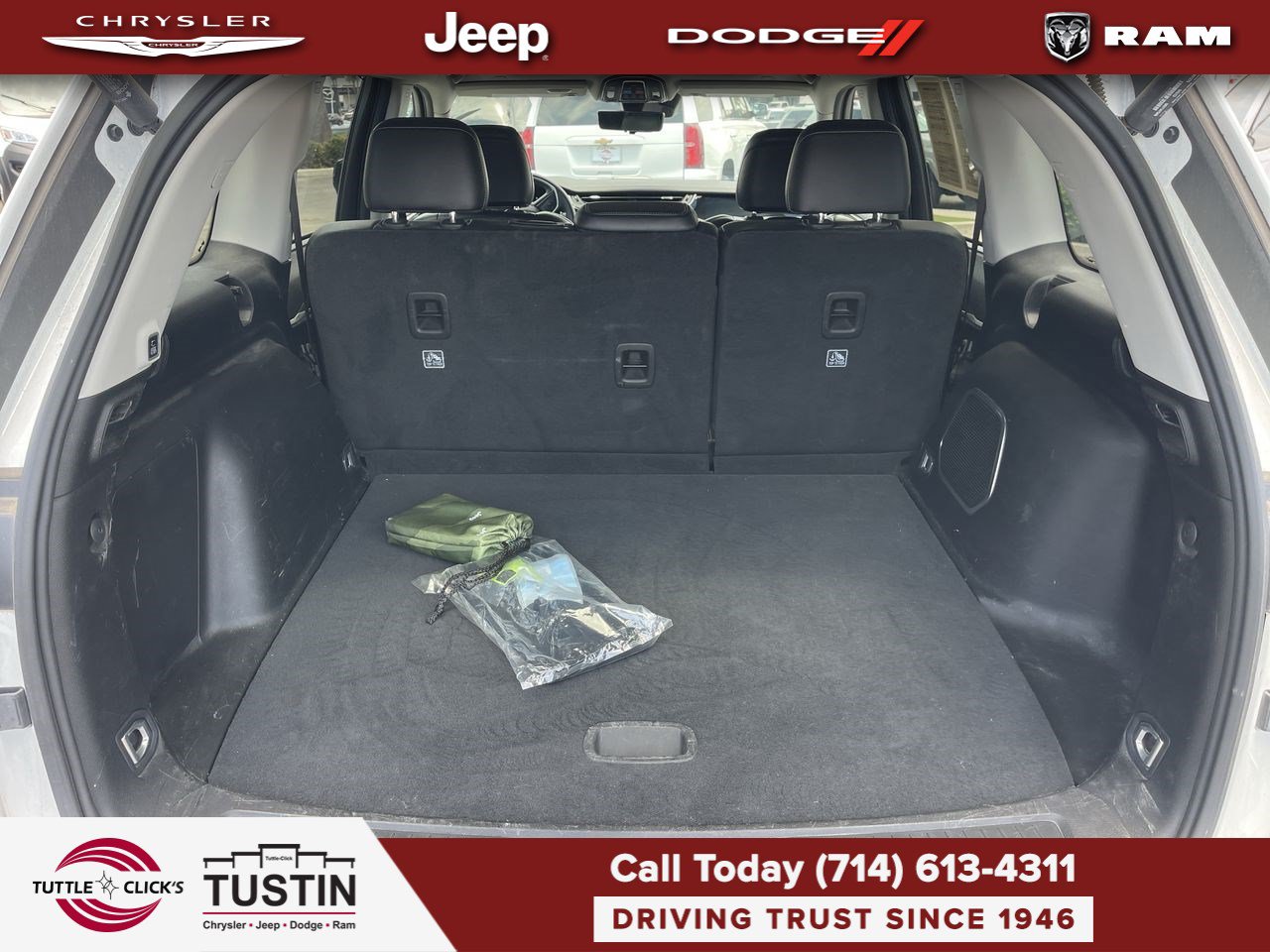 Used 2023 Jeep Grand Cherokee 4WD 4xe w/ Luxury Tech Group II image 31