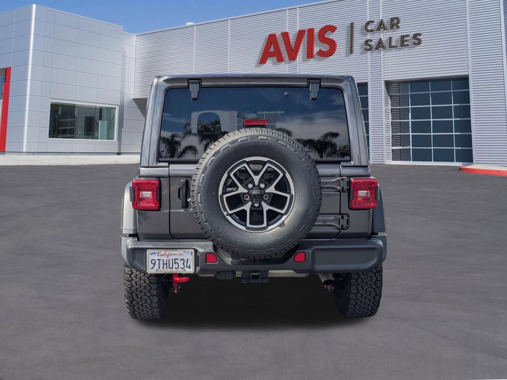Used 2025 Jeep Wrangler Unlimited Rubicon AWD/4WD image 7