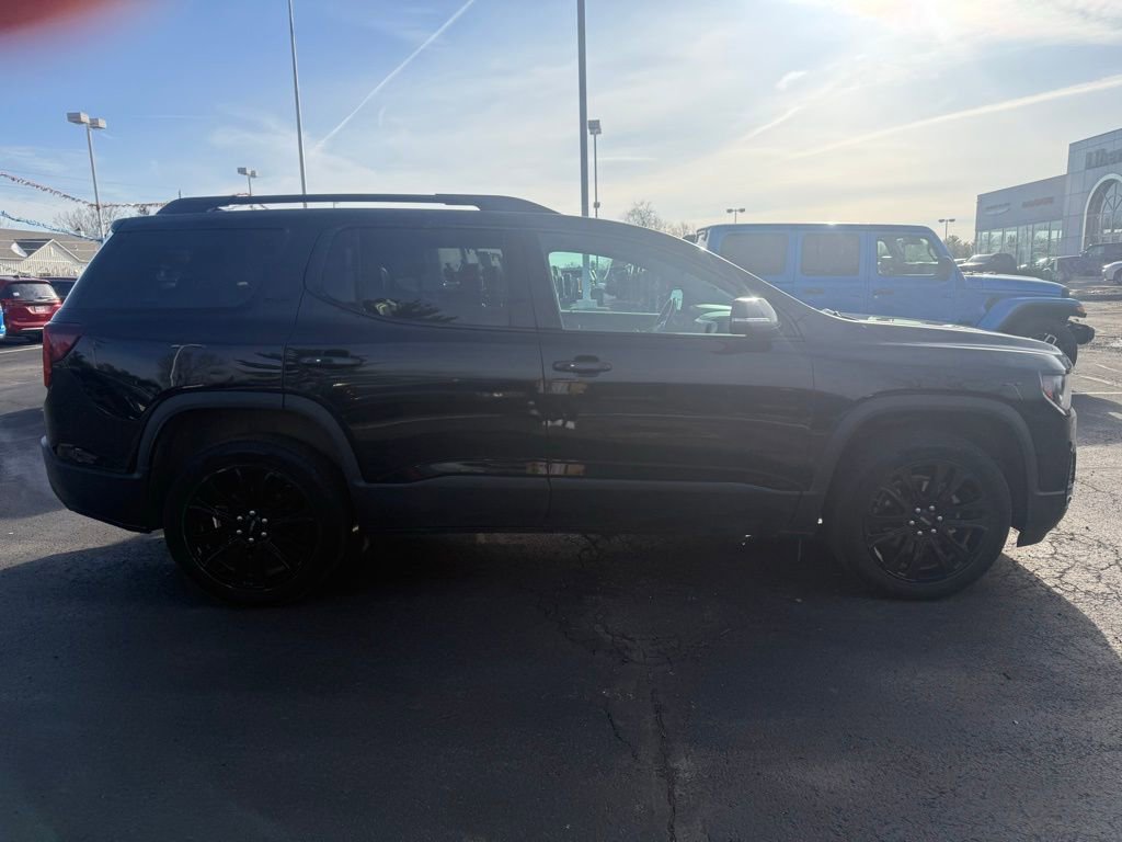 Used 2022 GMC Acadia SLT w/ Elevation Edition AWD/4WD image 2