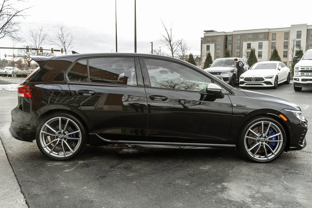 Used 2024 Volkswagen Golf R image 3