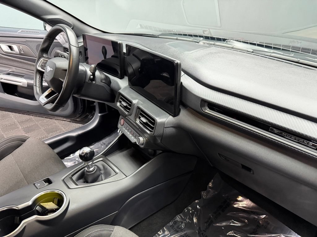 Used 2024 Ford Mustang GT RWD image 39