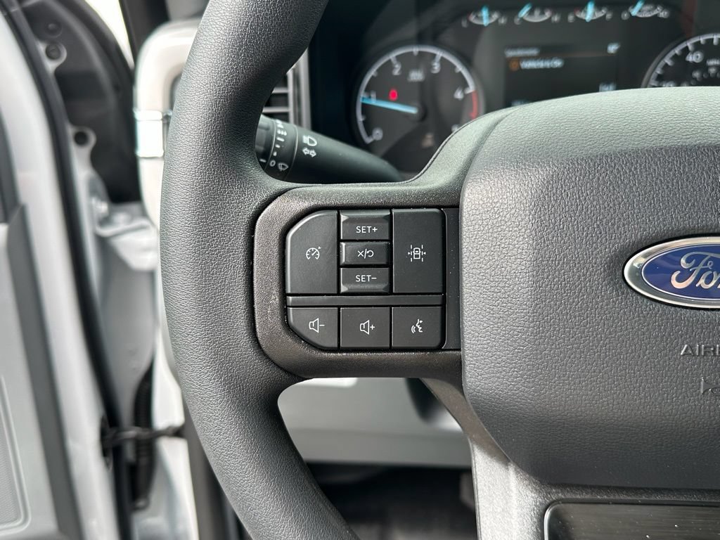 New 2026 Ford F550 4x4 SuperCab Super Duty image 10