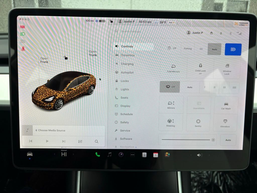 Used 2018 Tesla Model 3 Long Range image 21