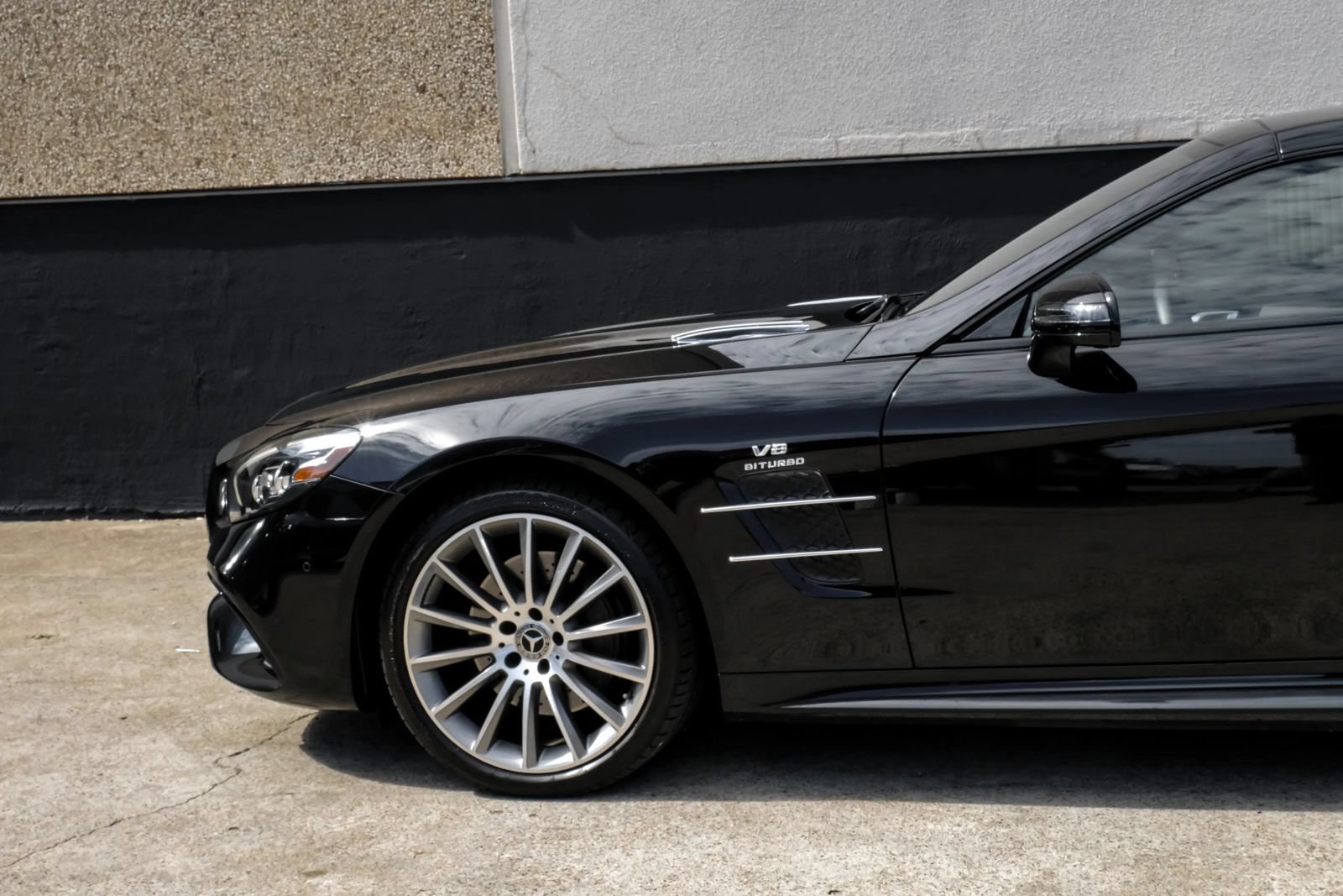 Used 2020 Mercedes-Benz SL 550 image 20