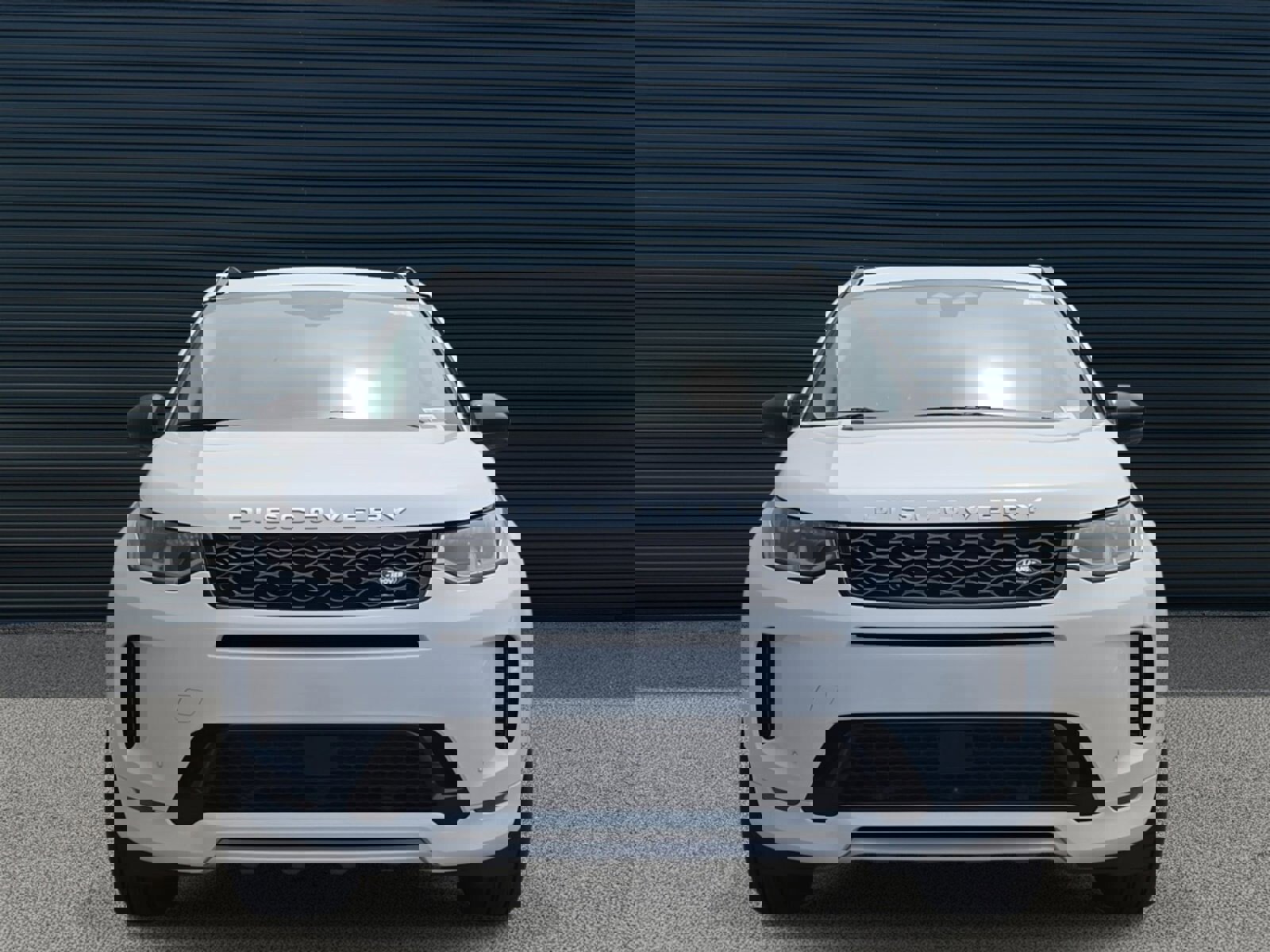 New 2025 Land Rover Discovery Sport S image 2