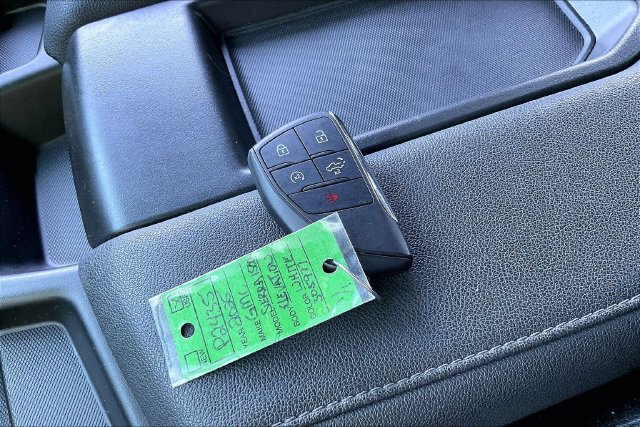 Used 2025 GMC Sierra 1500 Elevation AWD/4WD image 11