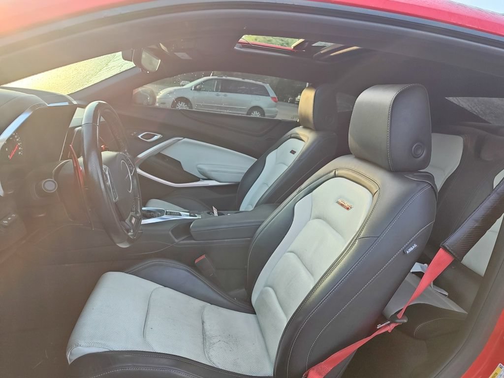 Used 2024 Chevrolet Camaro SS RWD image 8