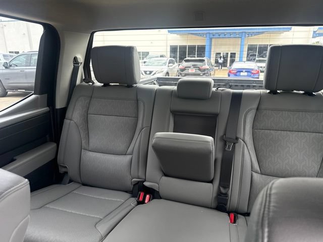 Used 2023 Toyota Tundra Limited AWD/4WD image 11