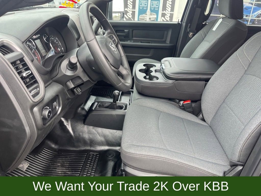 Used 2024 RAM 2500 Tradesman w/ Chrome Appearance Group image 6