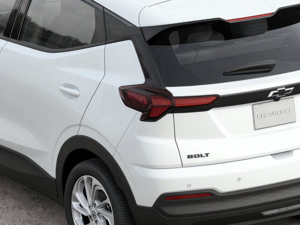New 2027 Chevrolet Bolt LT w/ Comfort Package FWD image 7