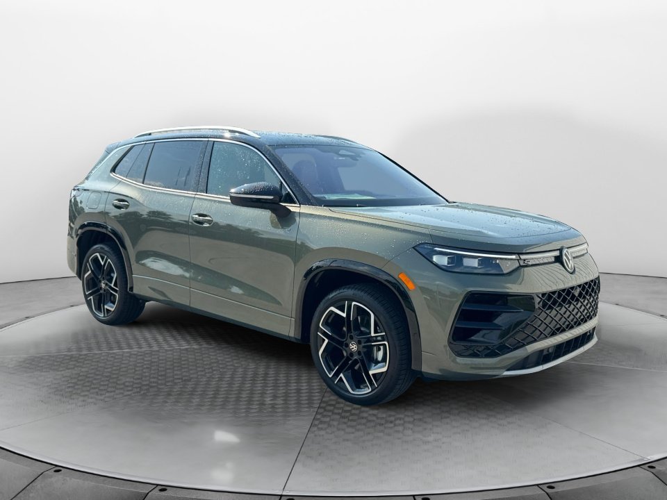 New 2026 Volkswagen Tiguan SEL R-Line