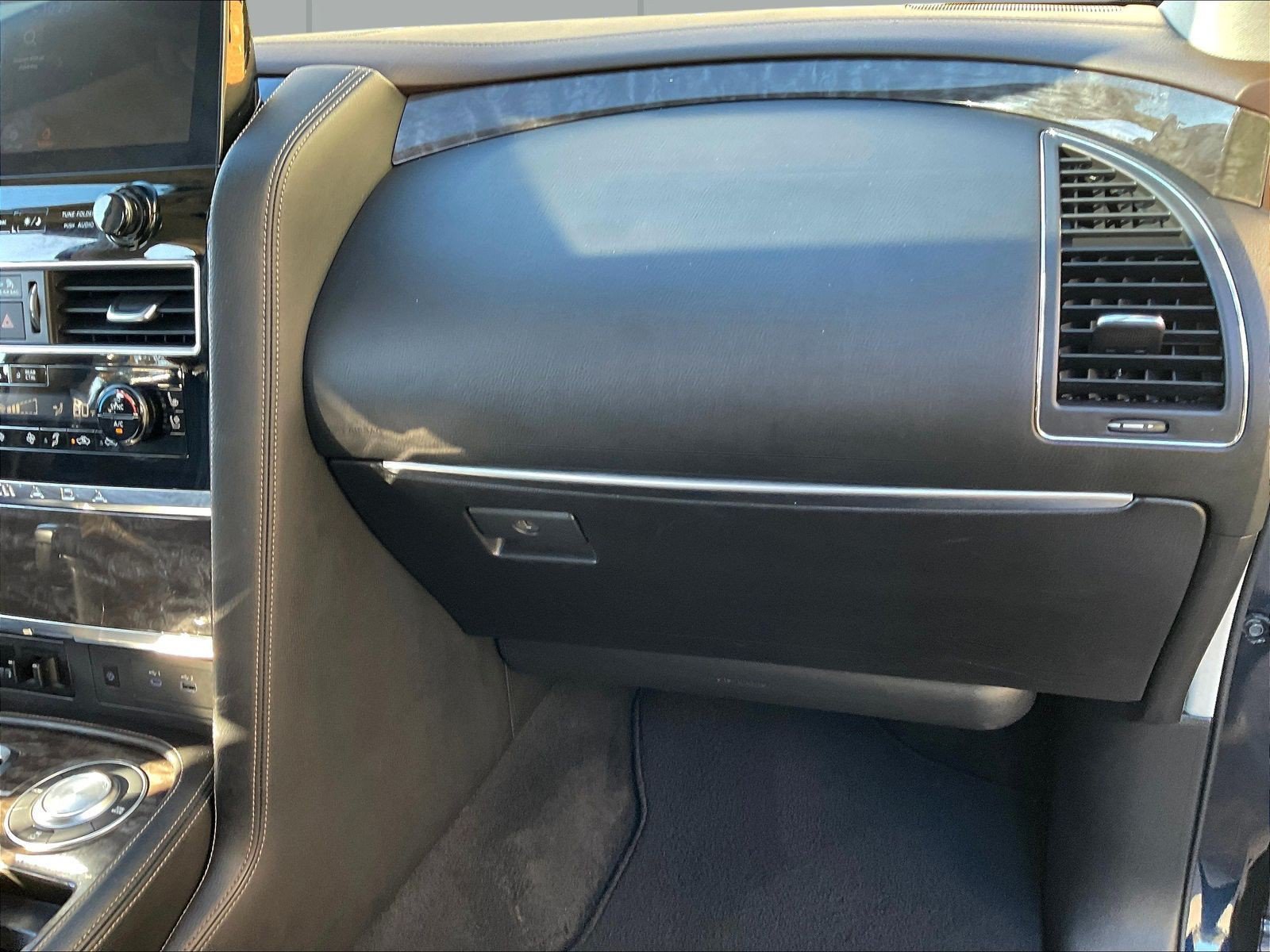 Certified 2022 Nissan Armada Platinum w/ Captain's Chairs Package RWD image 29