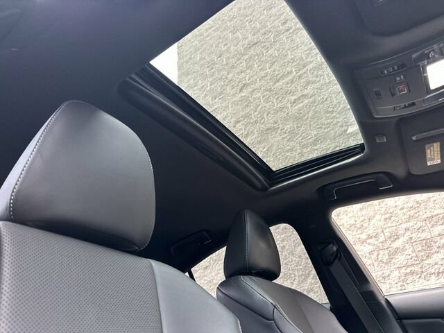 Used 2021 Lexus IS 350 F Sport w/ Accessory Package 2 RWD image 18