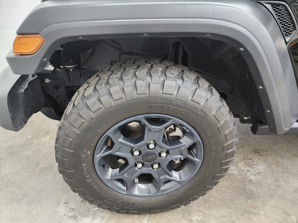 Used 2023 Jeep Wrangler Unlimited Sport AWD/4WD image 34