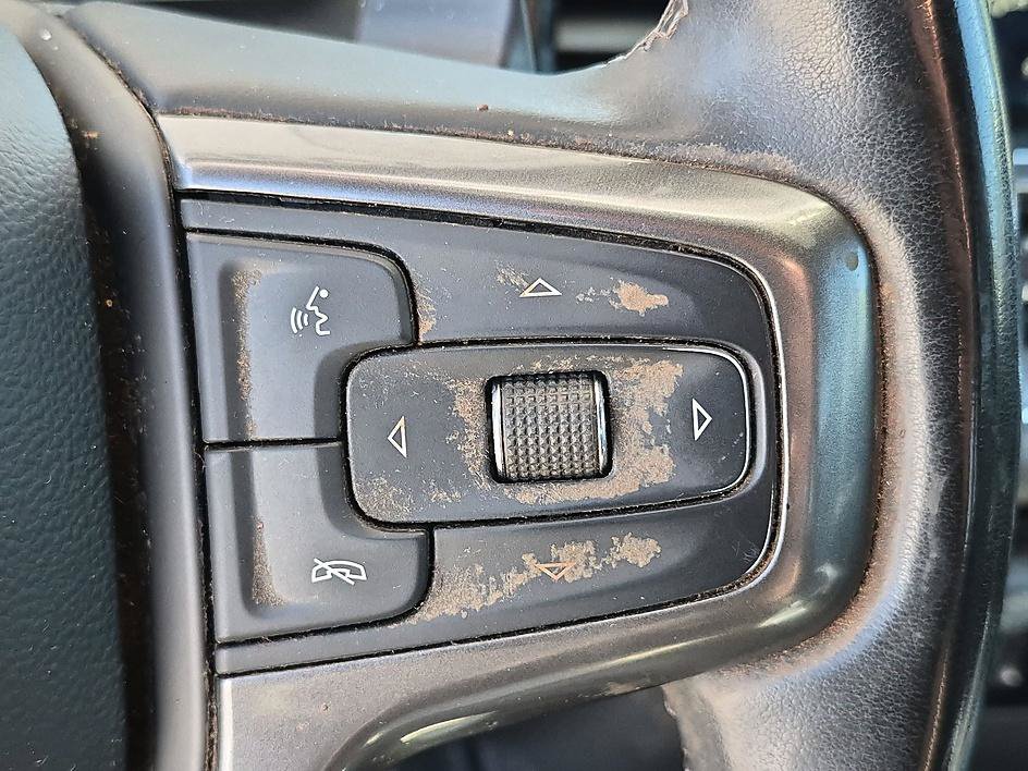 Used 2023 Chevrolet Silverado 1500 High Country AWD/4WD image 18