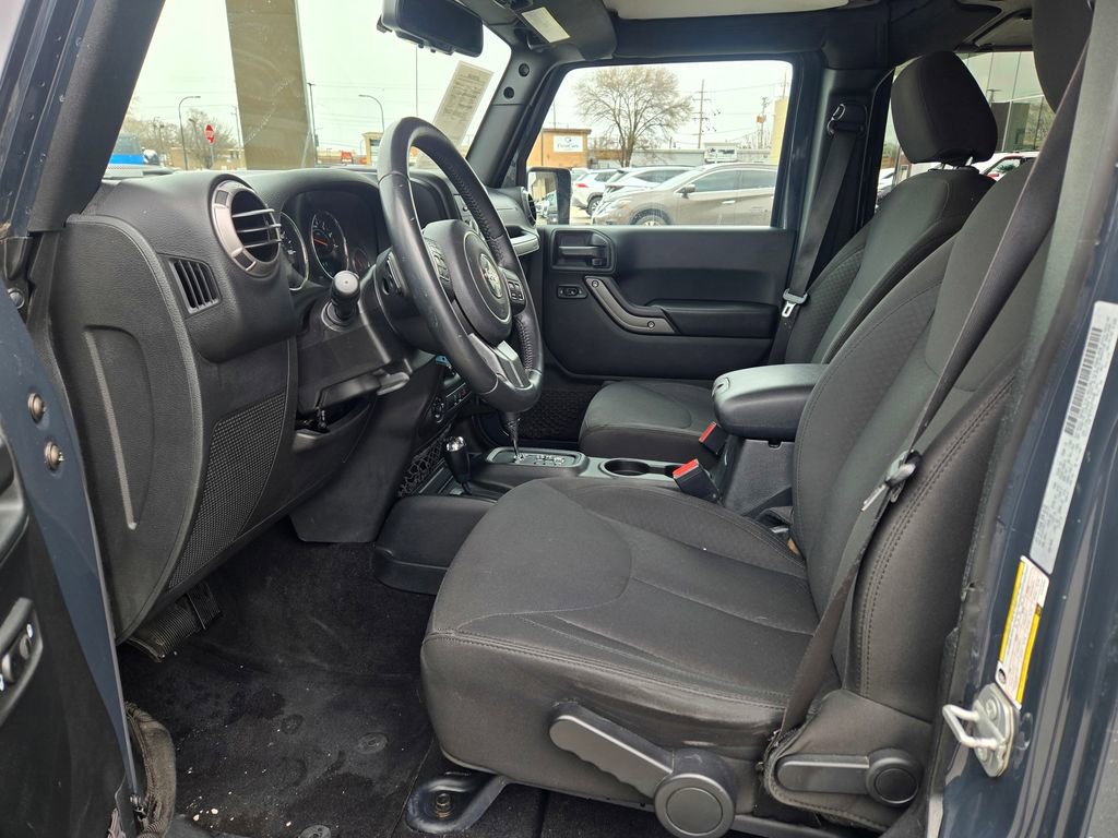Used 2018 Jeep Wrangler Unlimited Sport S image 29
