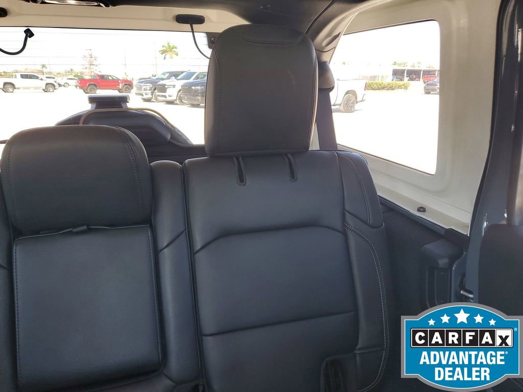 Used 2024 Jeep Wrangler Sahara image 15
