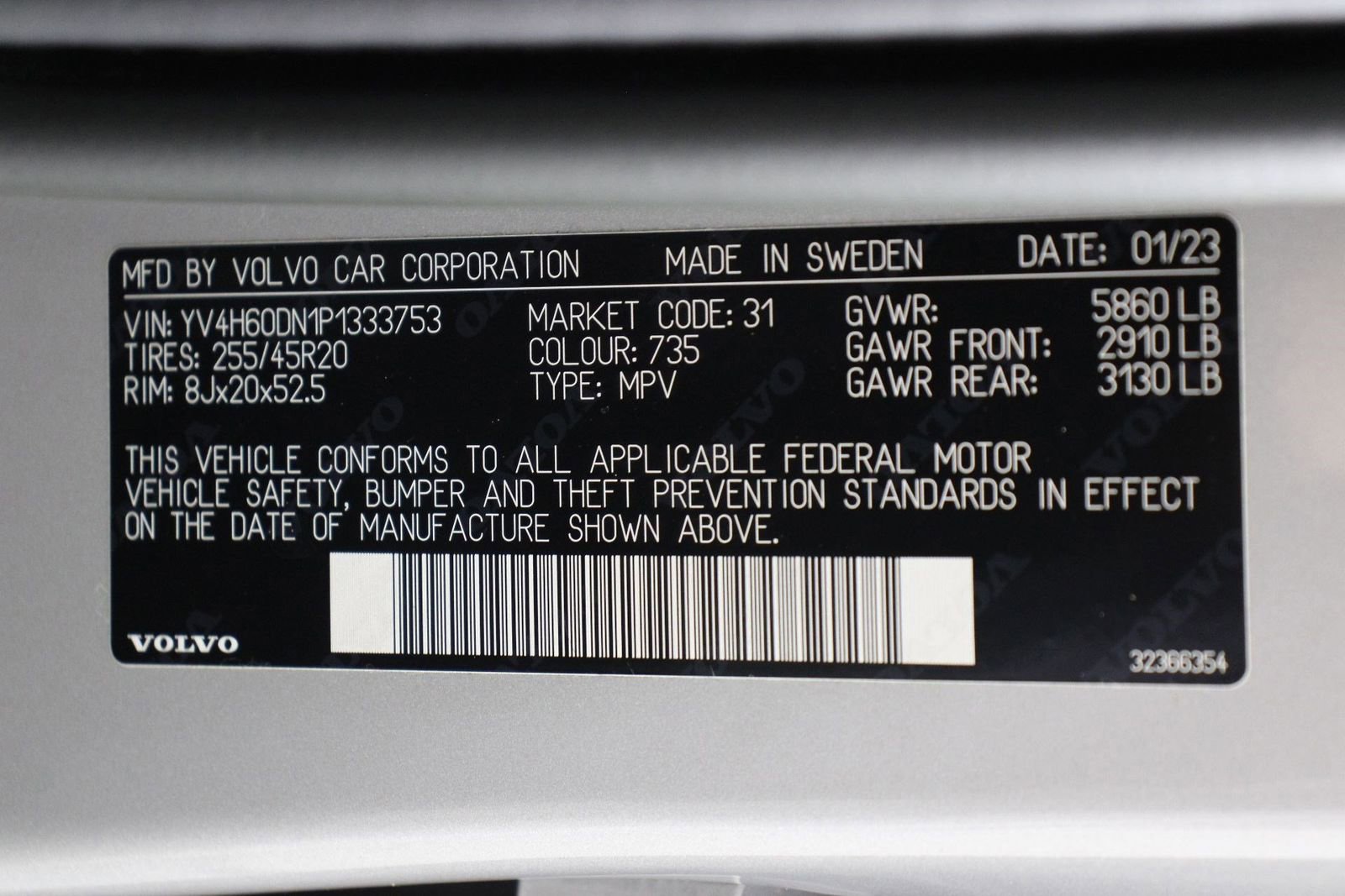 Certified 2023 Volvo XC60 T8 Plus AWD/4WD image 16