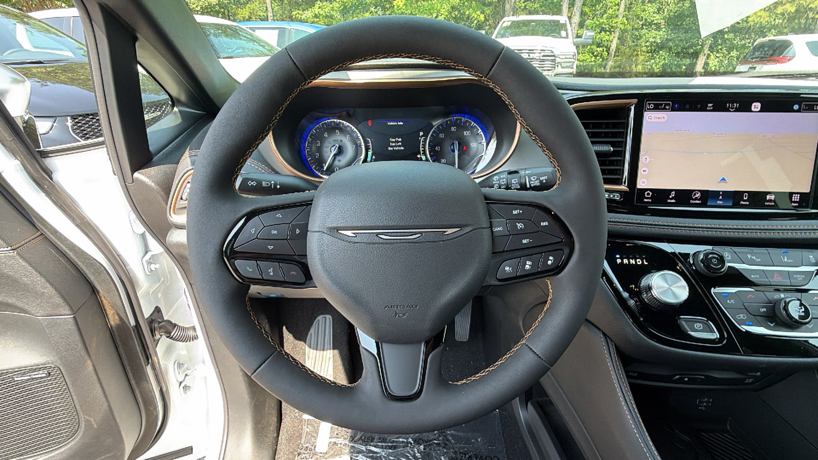 New 2027 Chrysler Pacifica Pinnacle FWD image 24
