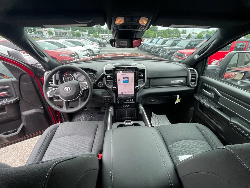 New 2026 RAM 2500 Big Horn AWD/4WD image 3