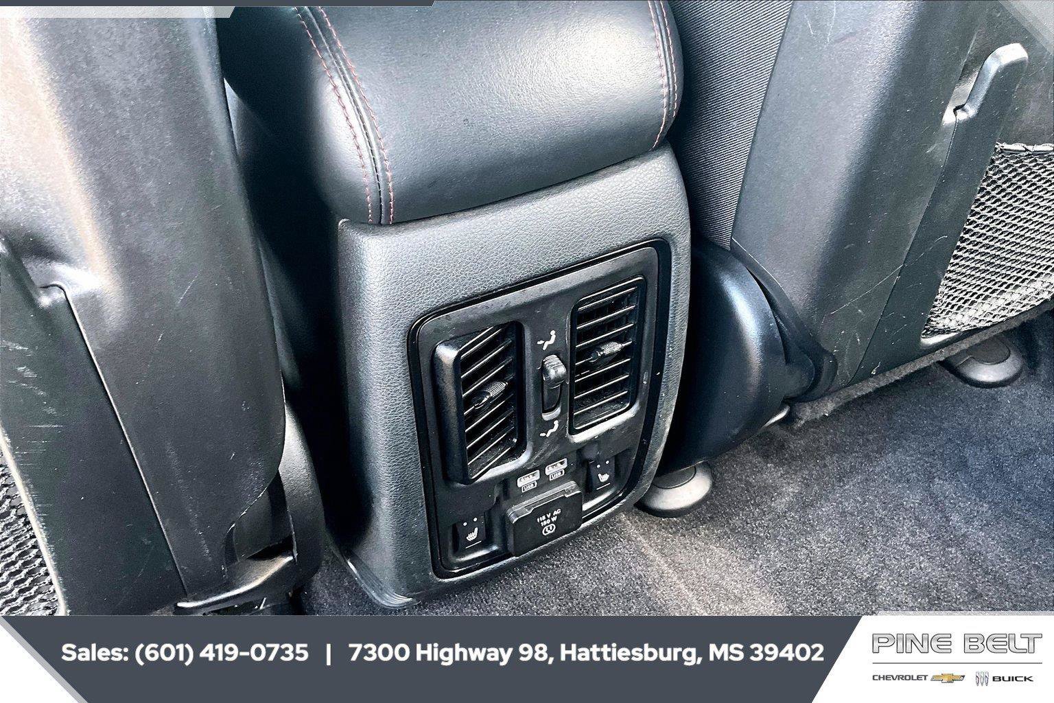 Used 2022 Dodge Durango R/T RWD image 25