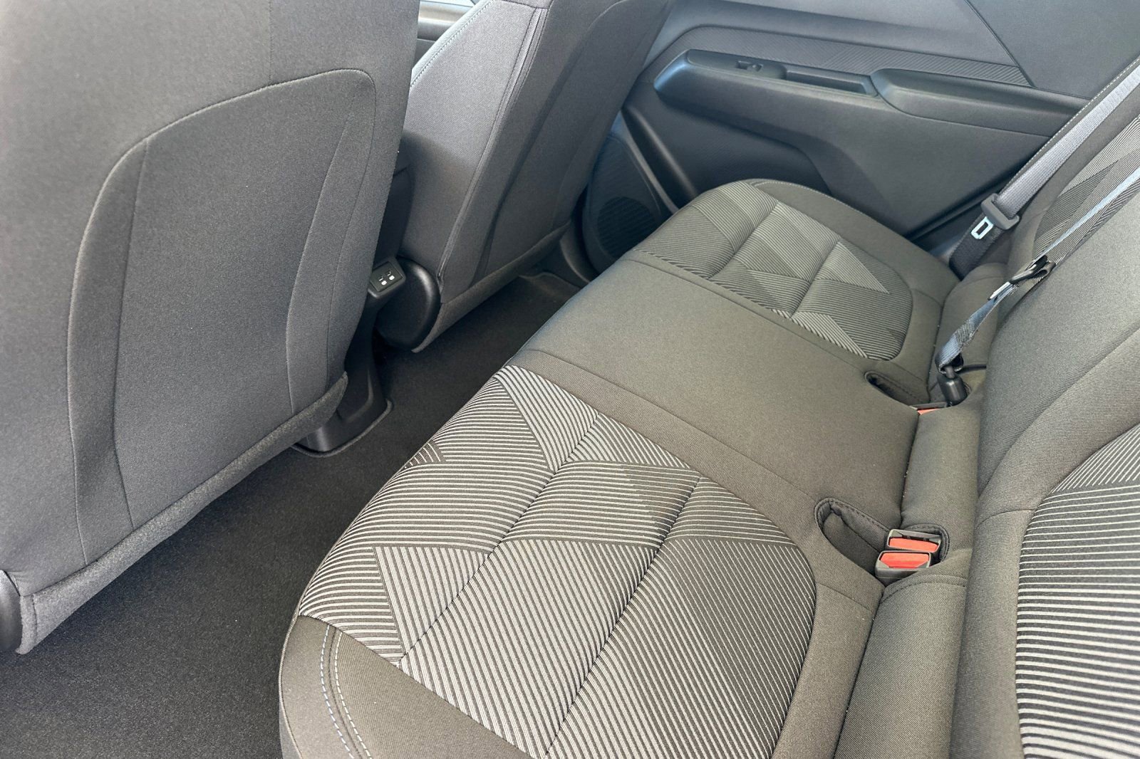 New 2027 Chevrolet Bolt LT w/ Comfort Package image 13