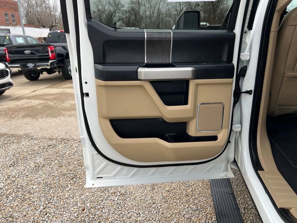 Used 2021 Ford F250 Lariat w/ Lariat Ultimate Package AWD/4WD image 15
