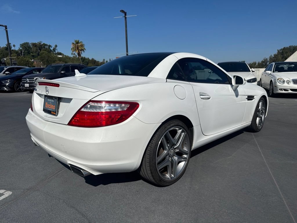Certified 2016 Mercedes-Benz SLK 300 image 5