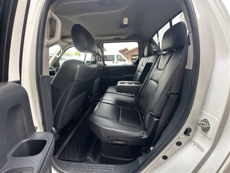 Used 2014 Honda Ridgeline SE image 11