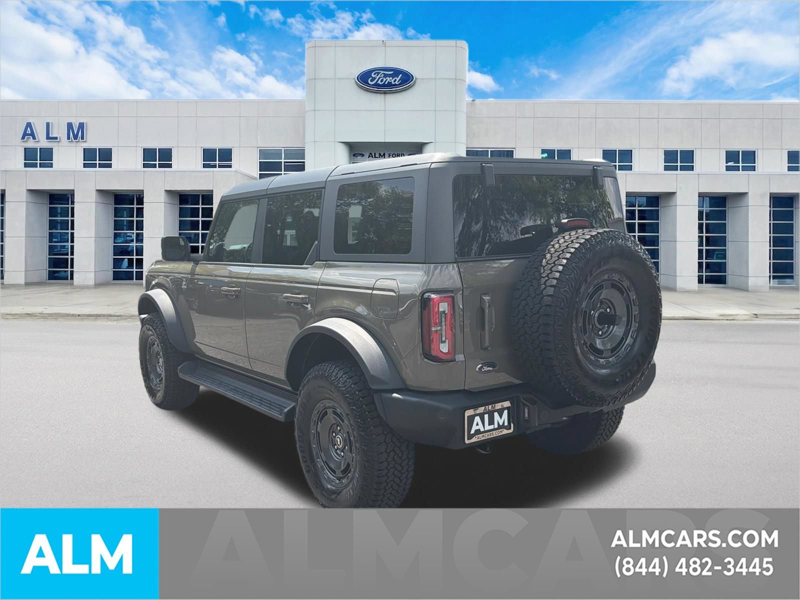 Used 2025 Ford Bronco Outer Banks w/ Sasquatch Package AWD/4WD image 8