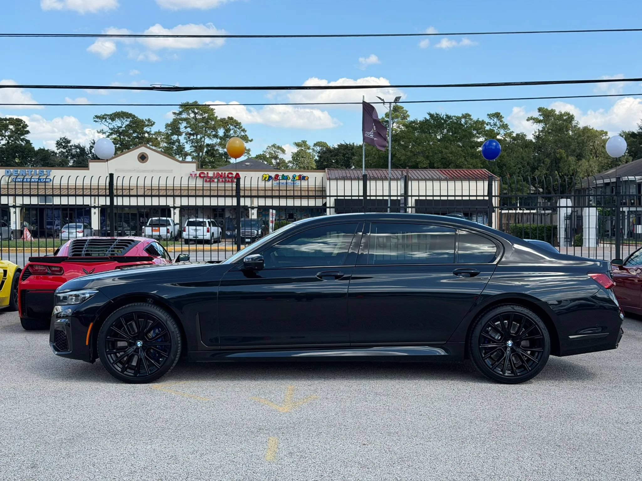 Used 2020 BMW 750i xDrive w/ Autobahn Package AWD/4WD image 8