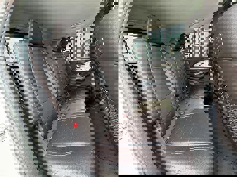 Used 2020 Mercedes-Benz GLE 350 4MATIC image 9