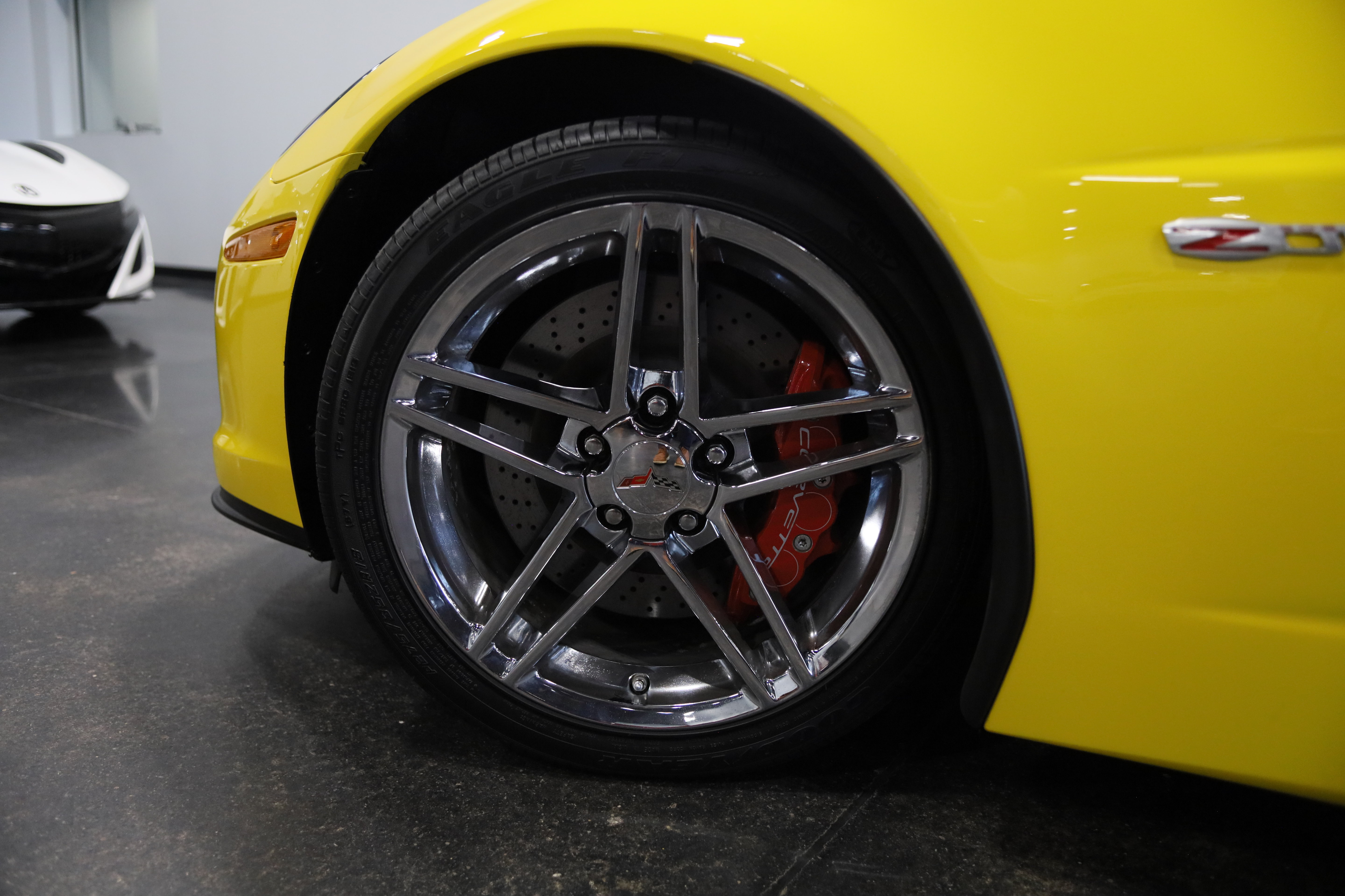 Used 2008 Chevrolet Corvette Z06 w/ Preferred Equipment Group RWD image 13