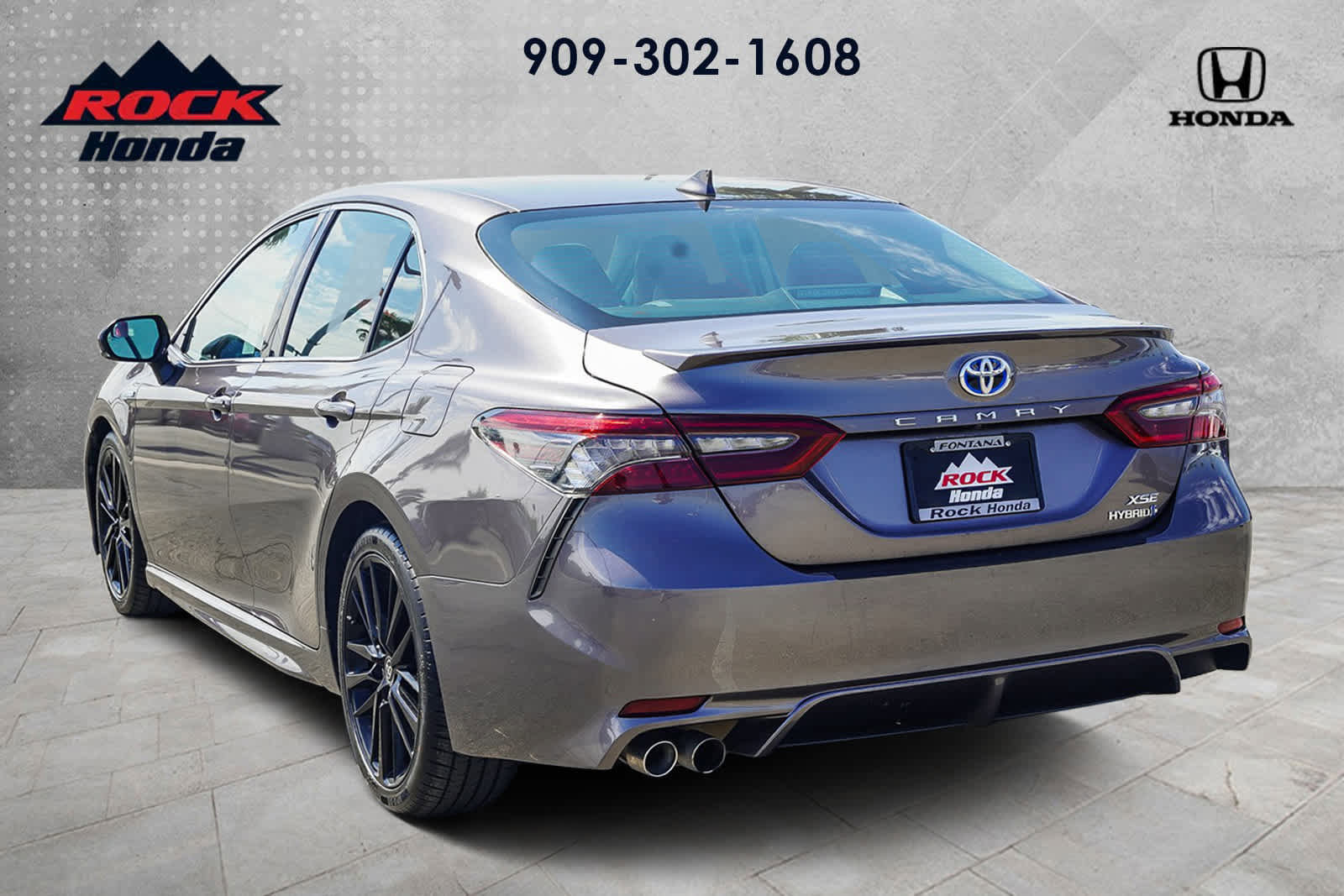 Used 2021 Toyota Camry XSE w/ Navigation Upgrade Package image 6