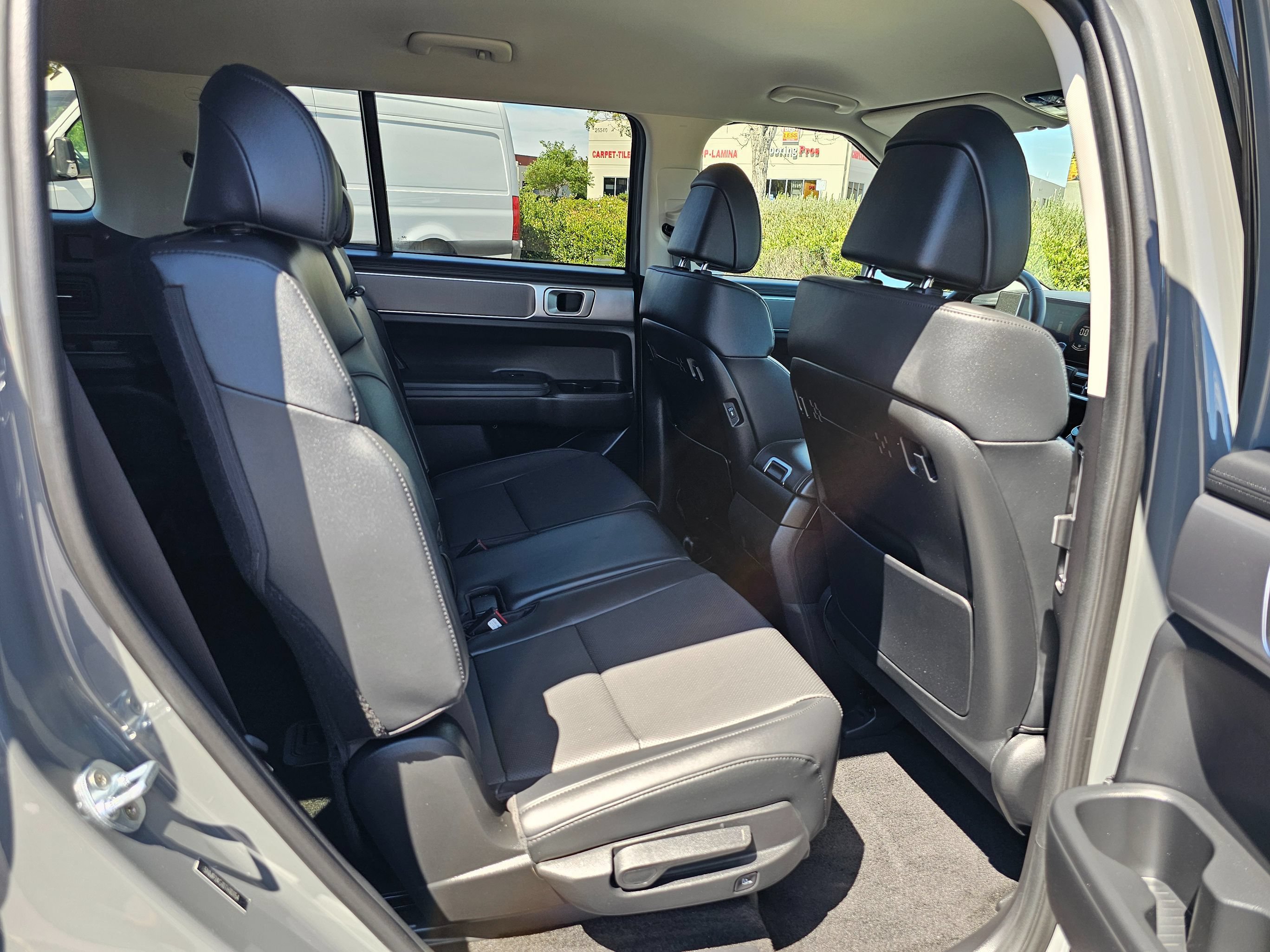 Used 2026 Hyundai Santa Fe SEL FWD image 25